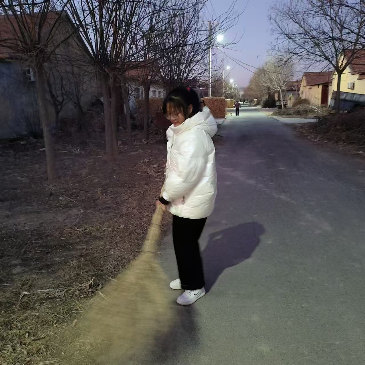 ^(q)cL