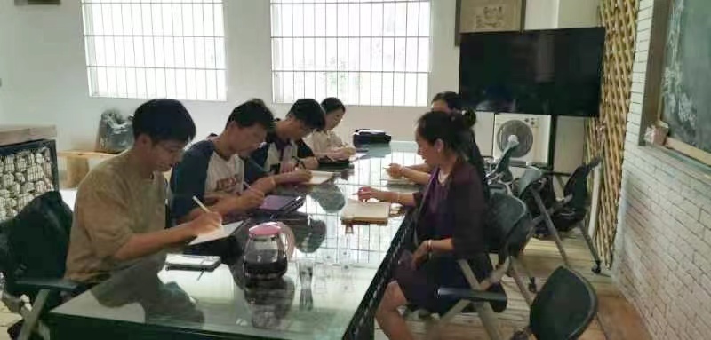Ů͑׃ǰС?jing)Ůʿ?chung)I(y)(zhun)L(fng)